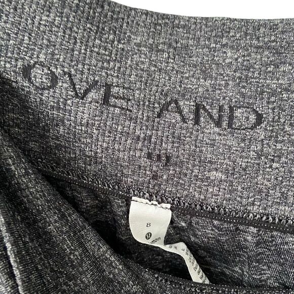 Lululemon Boulevard Bliss Skirt in Size 8 - Picture 9 of 9